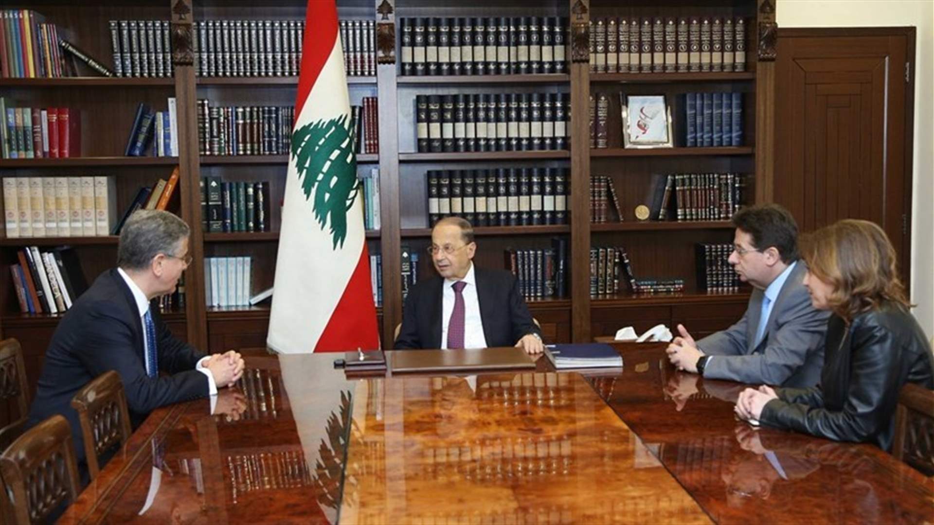 President Aoun meets World Bank official