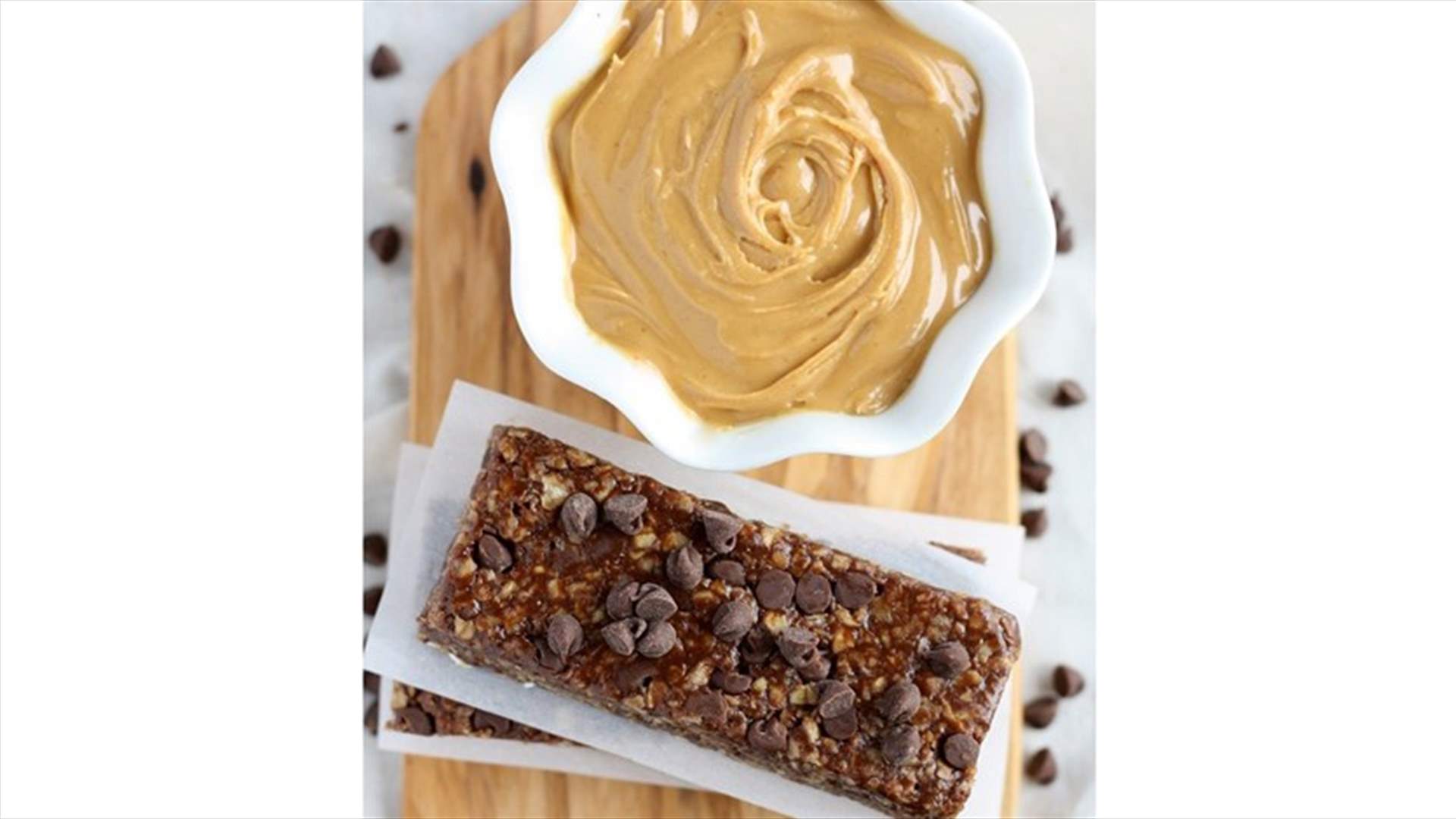 وصفة حلوى من دون خبز: أصابع الشوكولاته مع زبدة الفول السوداني والشوفان