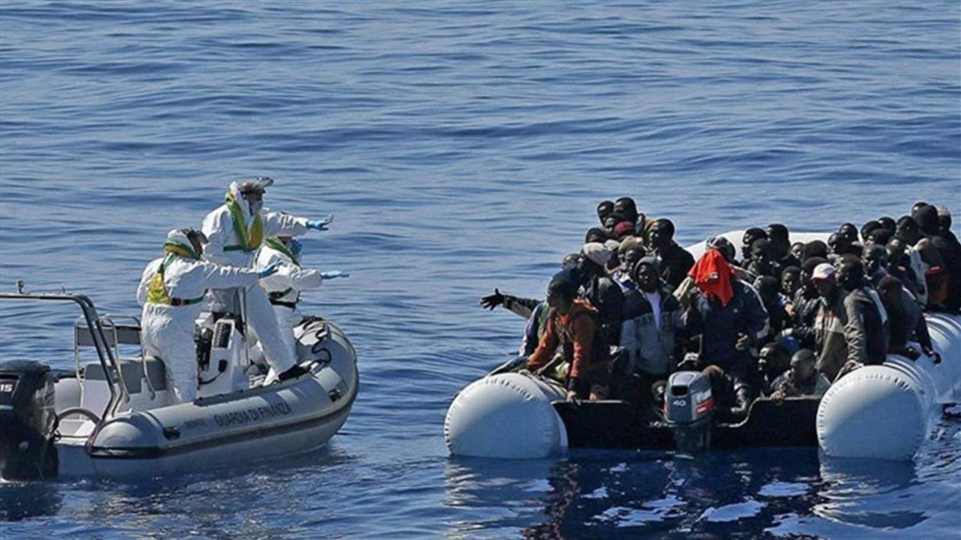 انقاذ نحو الف مهاجر قبالة السواحل الليبية