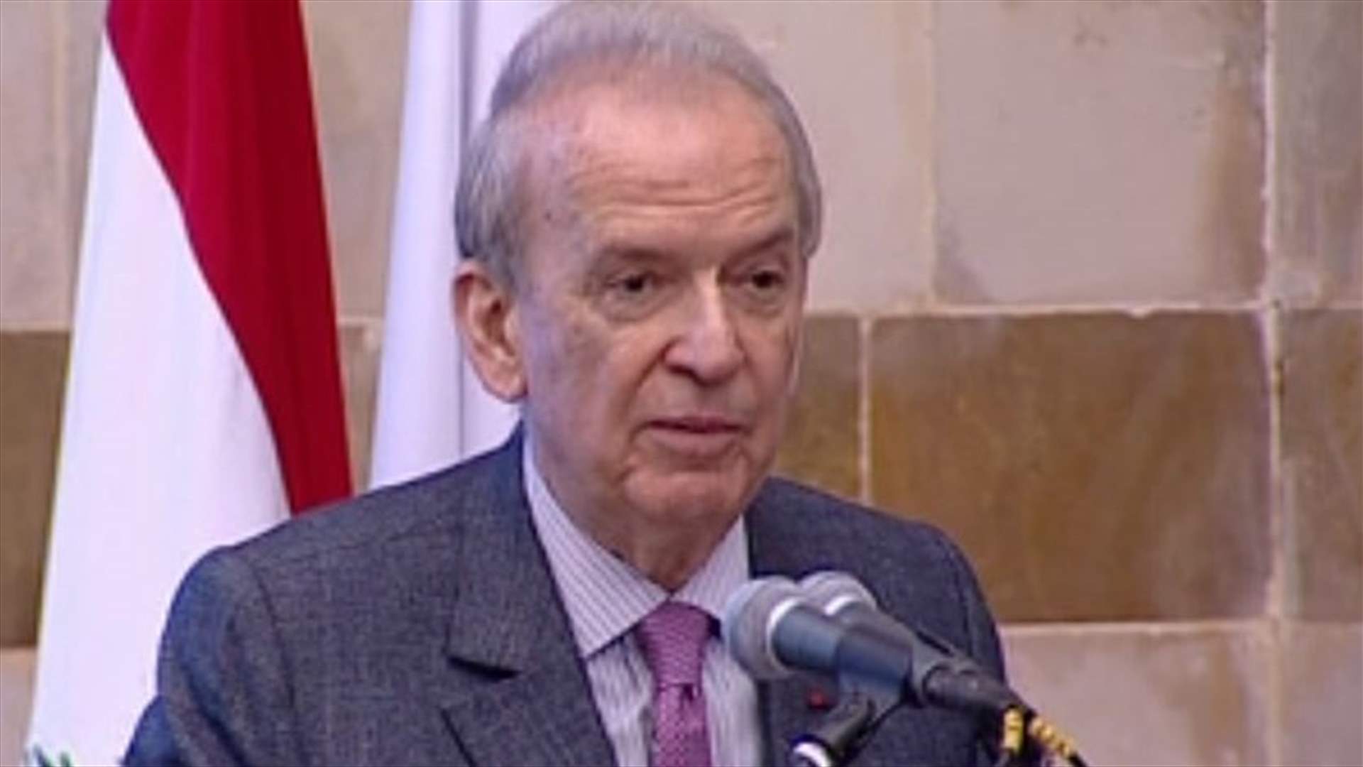 Minister Hamadeh asserts keenness to include wage scale in budget draft