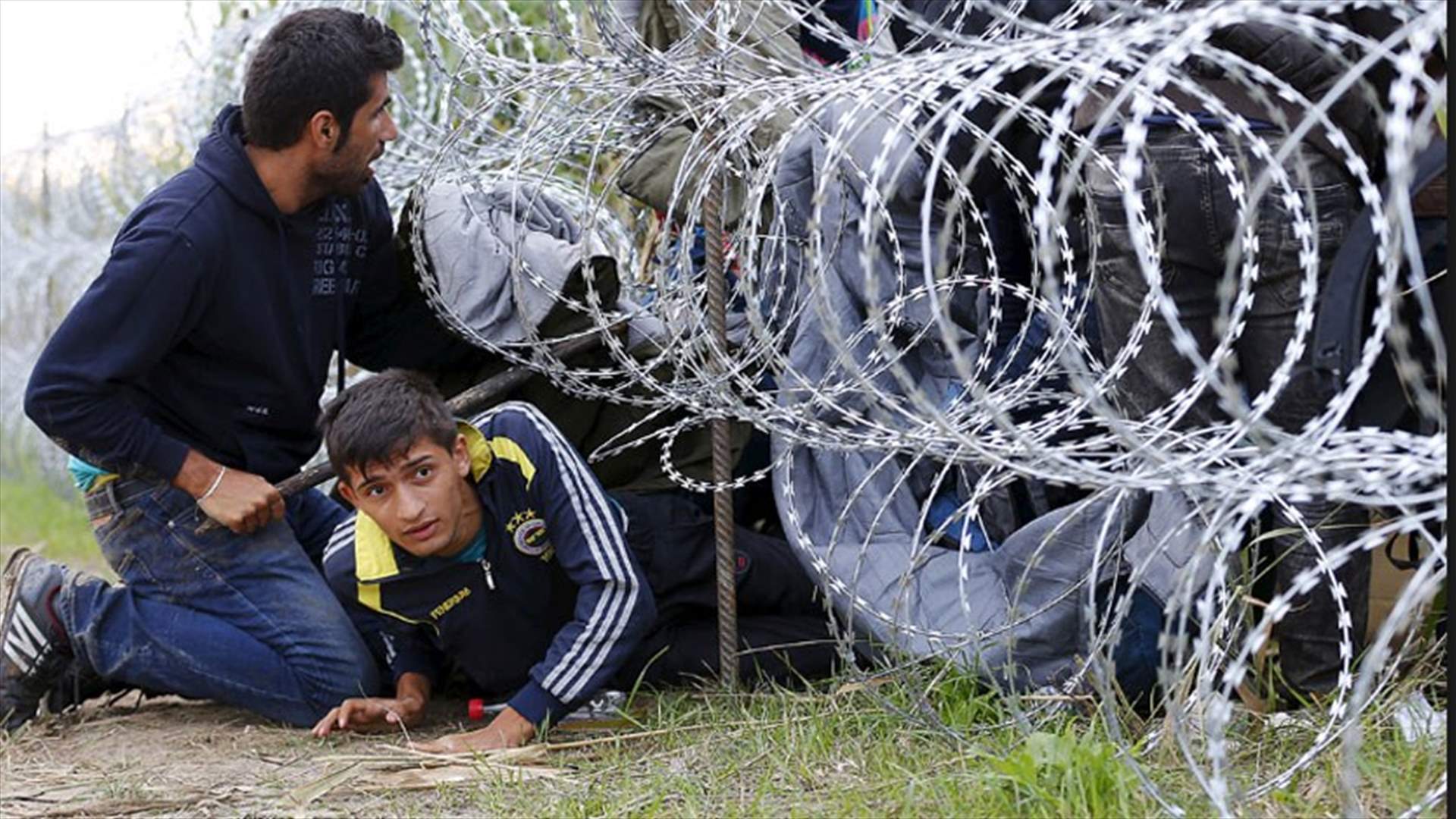 البرلمان المجري يعتمد قرار التوقيف التلقائي لكل المهاجرين في البلاد