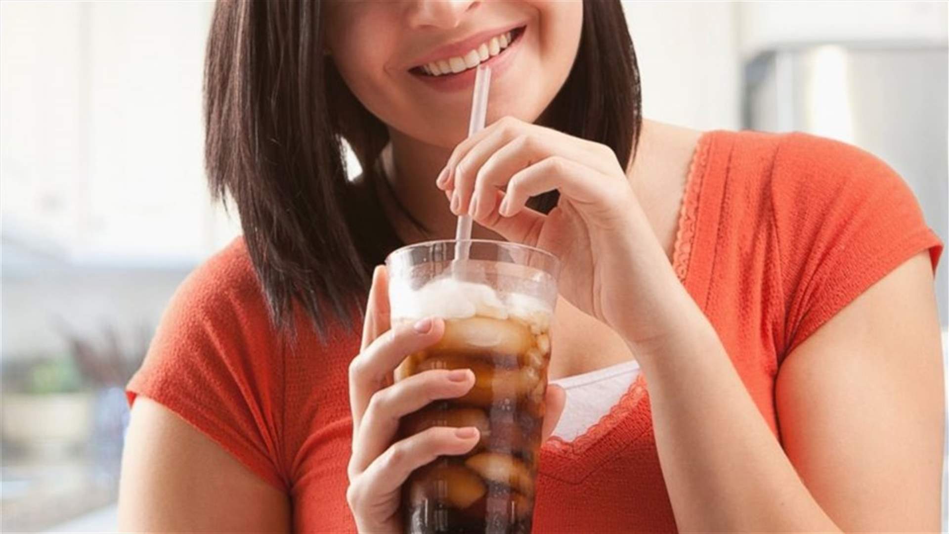 صور صادمة تظهر الآثار السلبية للمشروبات الغازية على صحة الأسنان
