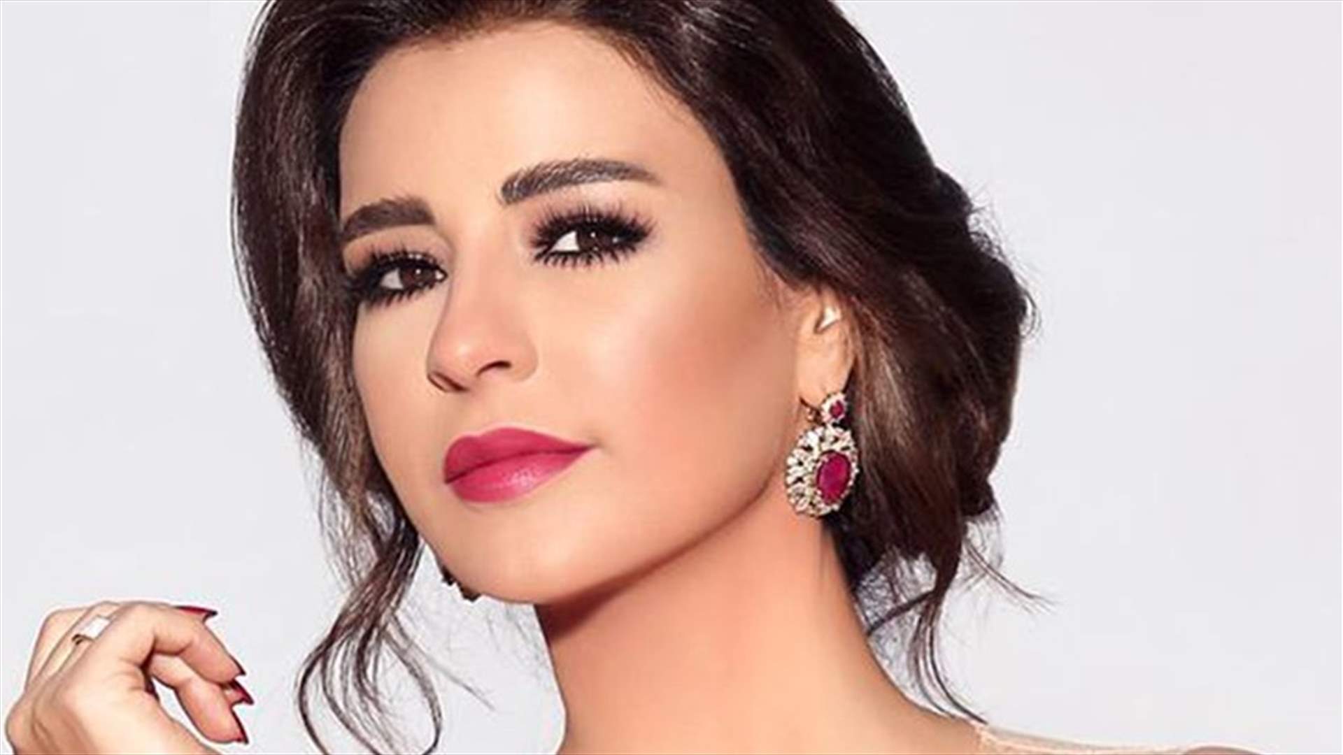 بالصور: ماغي بو غصن تكشف كواليس مسلسل &quot;كراميل&quot;