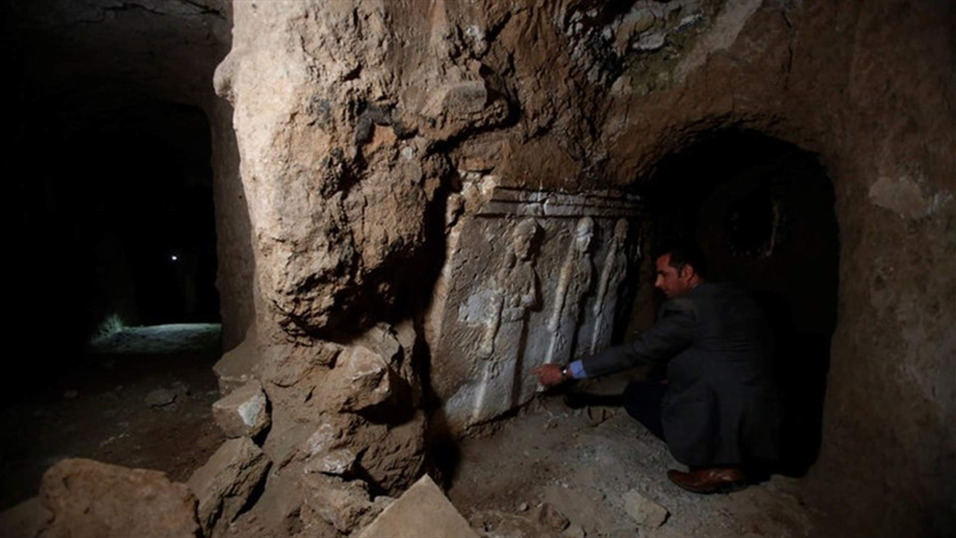 Tunnels under ancient Mosul mosque show Islamic State&#39;s focus on loot