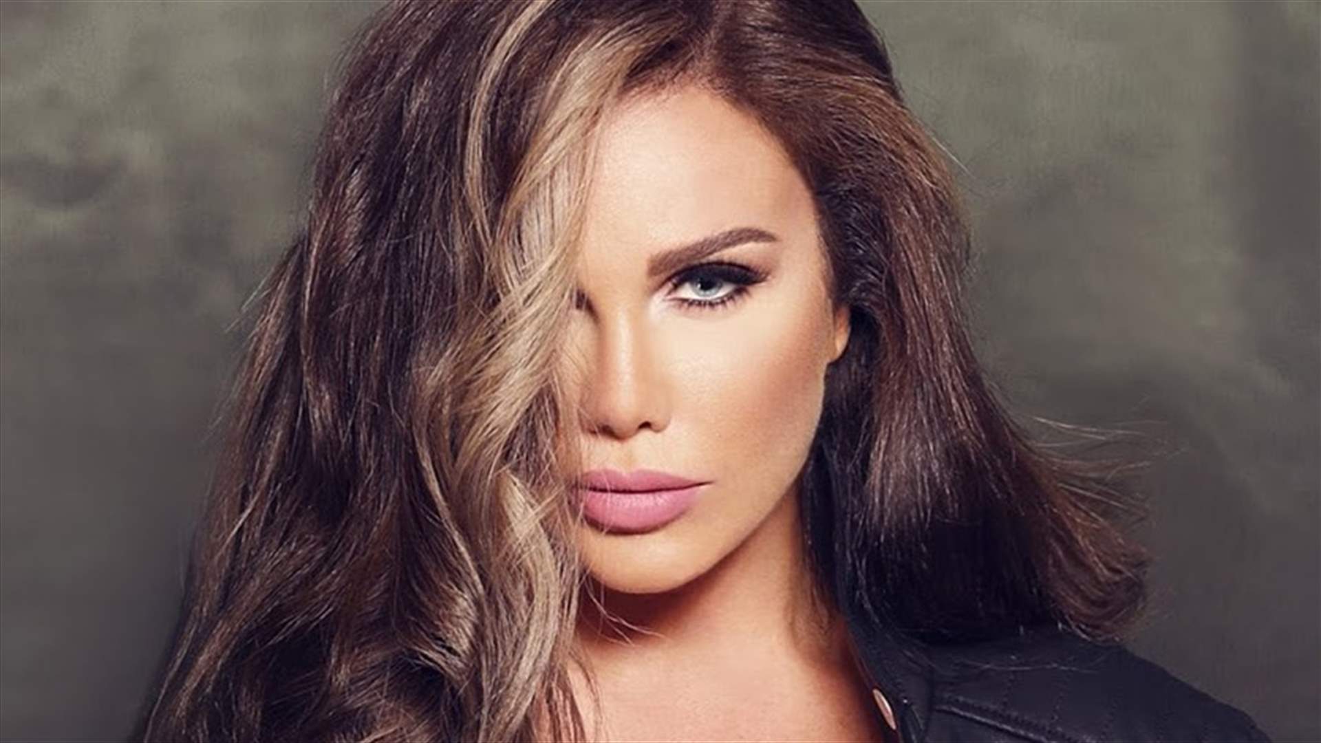 نيكول سابا تنشر صورة لها وهي صغيرة... هل تغيّرت كثيراً؟