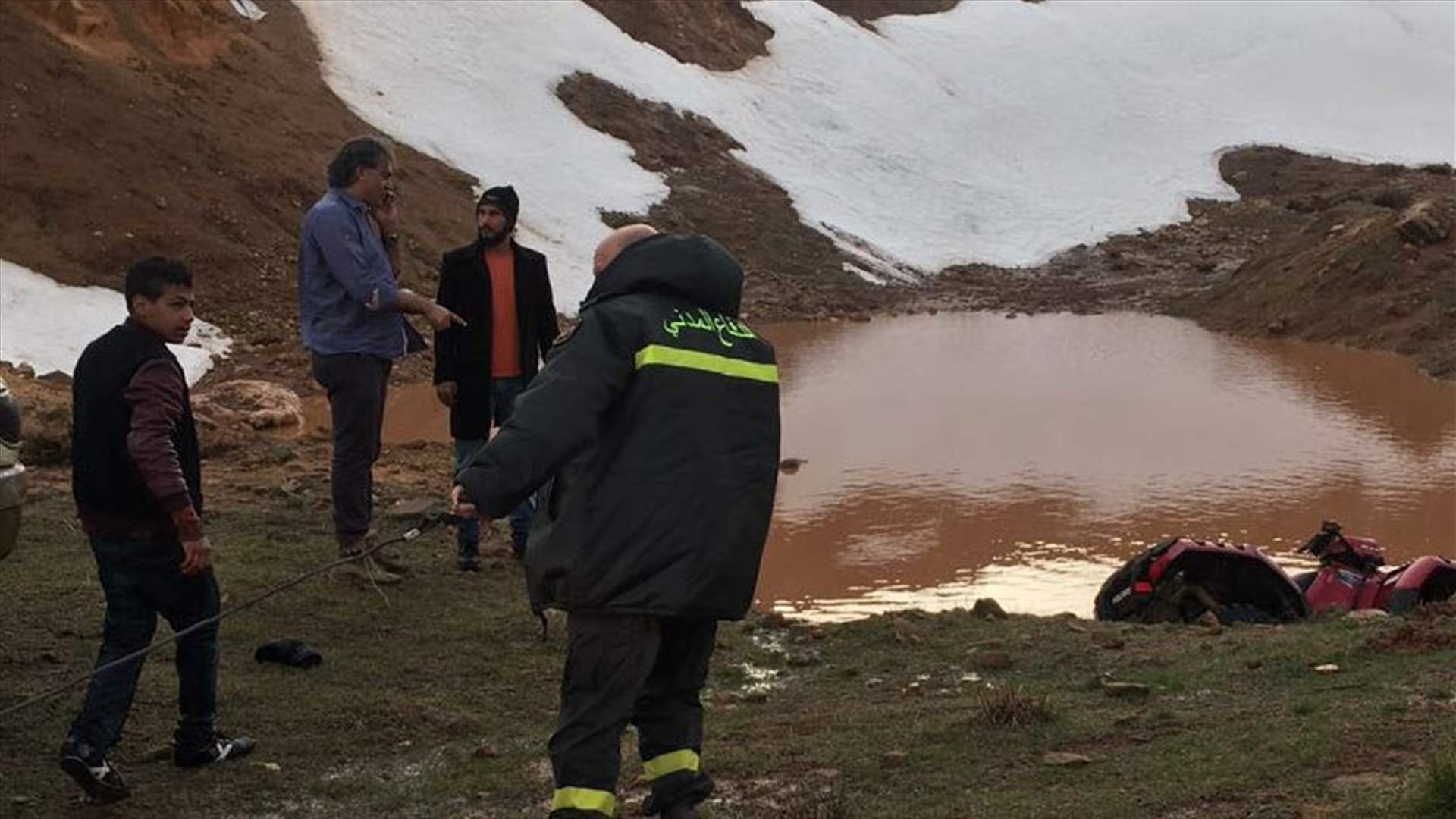 انقاذ 4 مواطنين من الوحول والثلوج