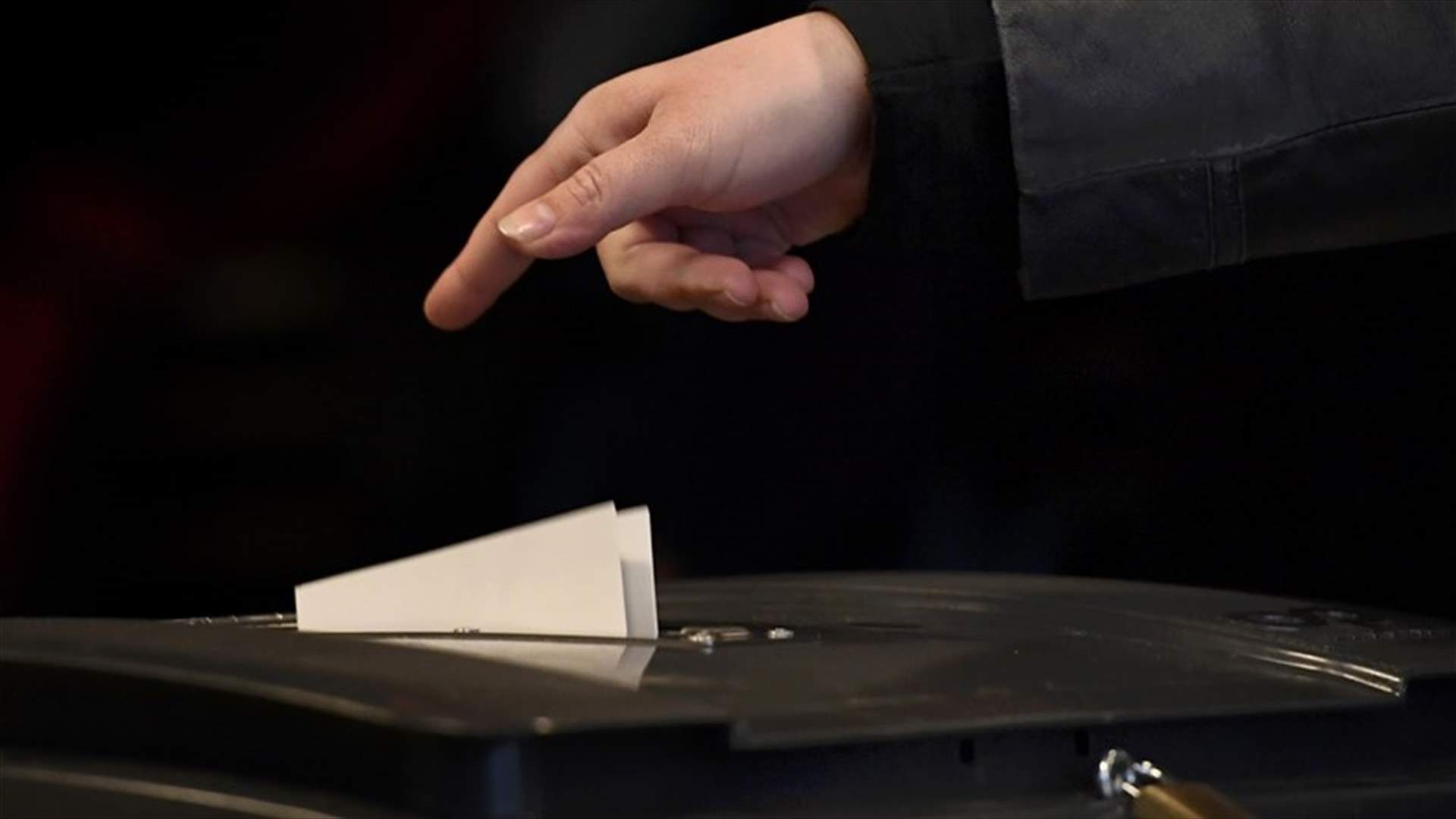 بدء التصويت في الانتخابات البرلمانية في هولندا