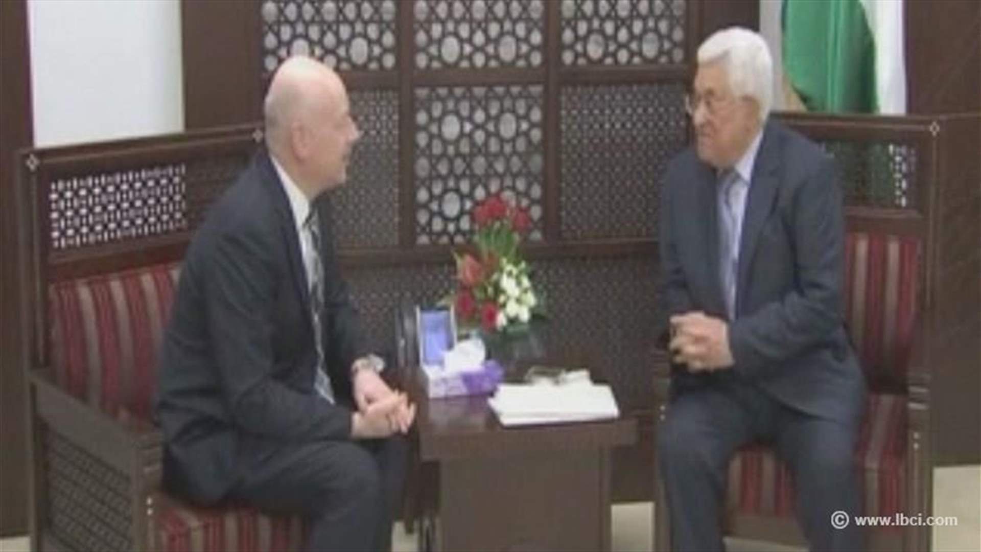 محادثات بين مبعوث الرئيس الأميركي إلى الشرق الأوسط وعباس