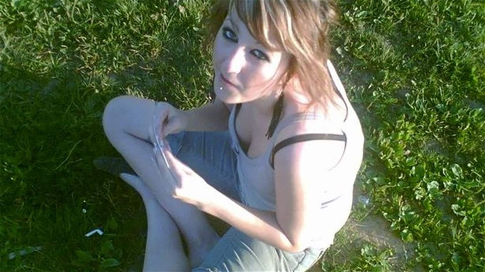 شابة أضرمت النار في المنزل وقتلت والدها... ما الذي دفعها الى فعل ذلك؟