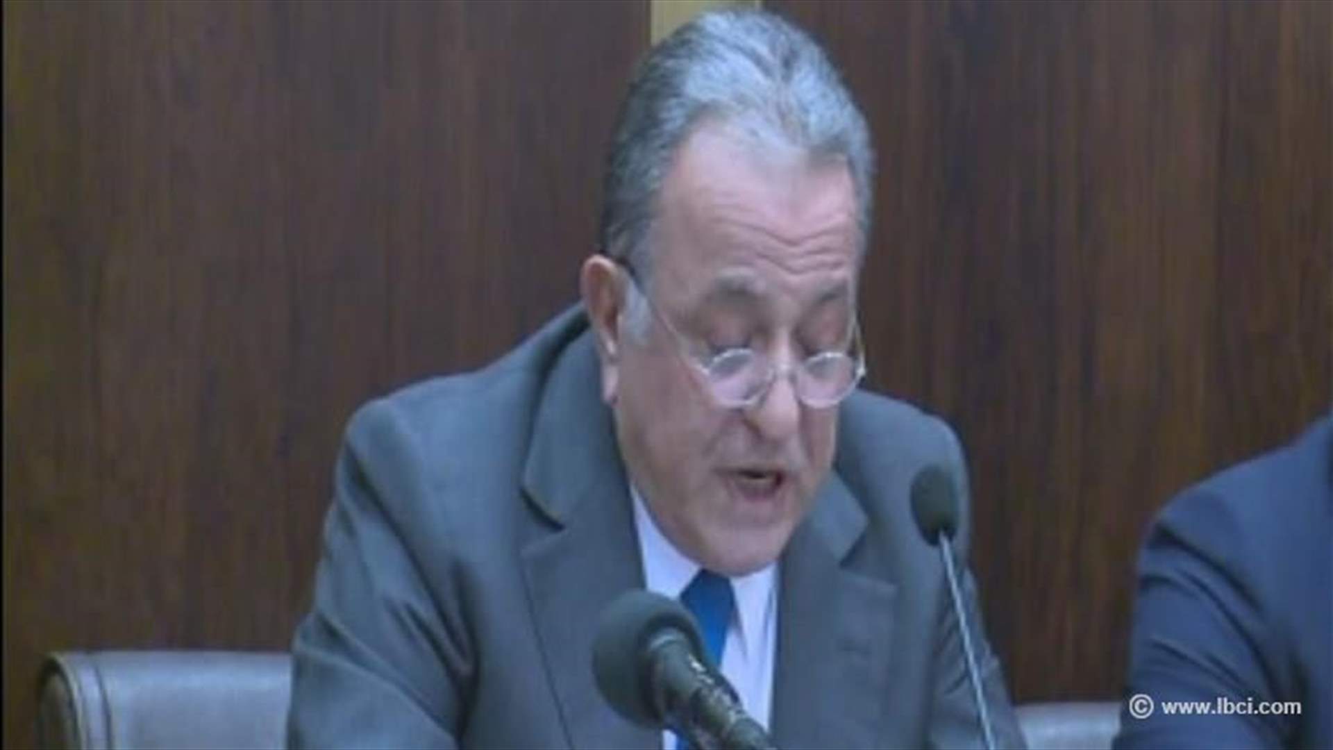 Makary says Kataeb advertising non-existent taxes, holds Gemayel responsible should pay scale be abolished