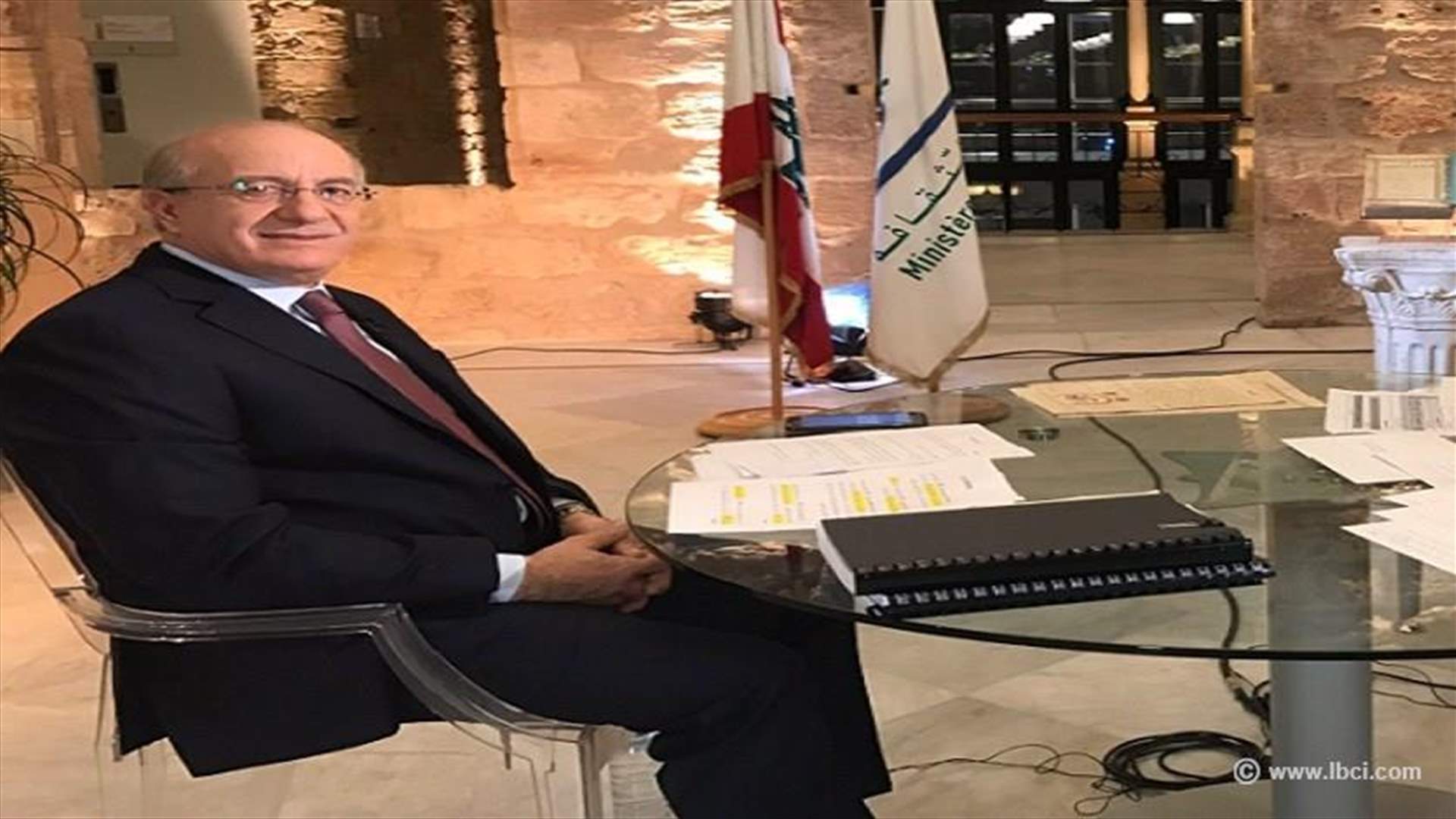 خوري للـLBCI: اي مواطن يصرف مليون و700 الف لا تطاله الـ TVA