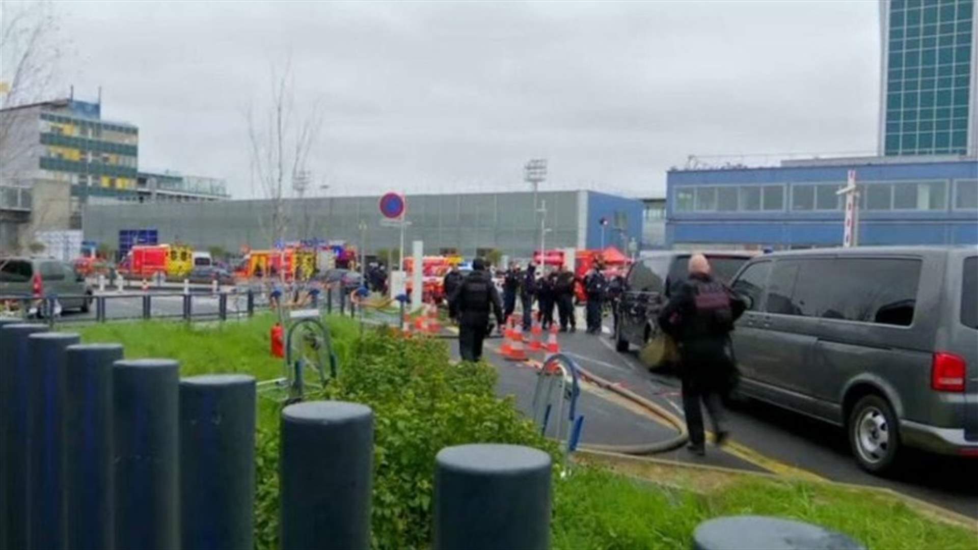 حادث أمني يهز مطار اورلي في باريس