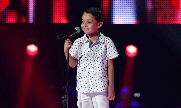 بالفيديو: احتفالًا بعيد الأم... نجم The Voice Kids يطرح أغنية "ماما"