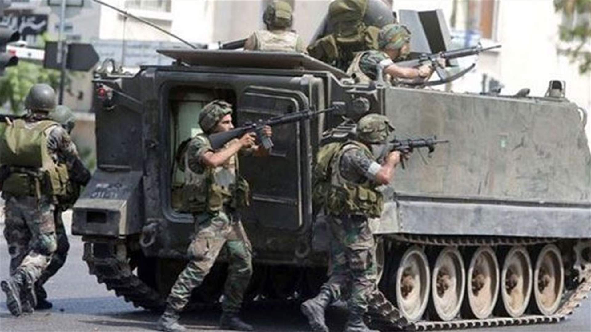 الجيش: توقيفات وضبط ذخائر وممنوعات