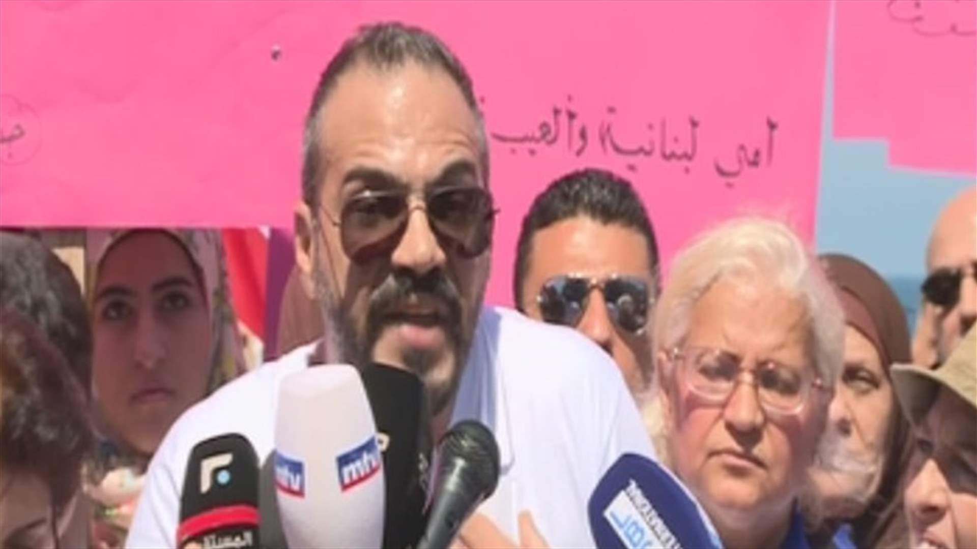 “My Nationality is My Dignity” campaign stages movement in Ain al-Mraysseh