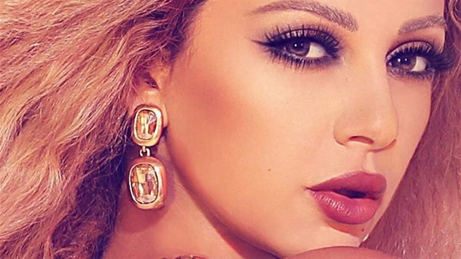 بالصور: شقيقة ميريام فارس على طريقة عارضات الأزياء.. نحافة خصرها سرّ جمالها