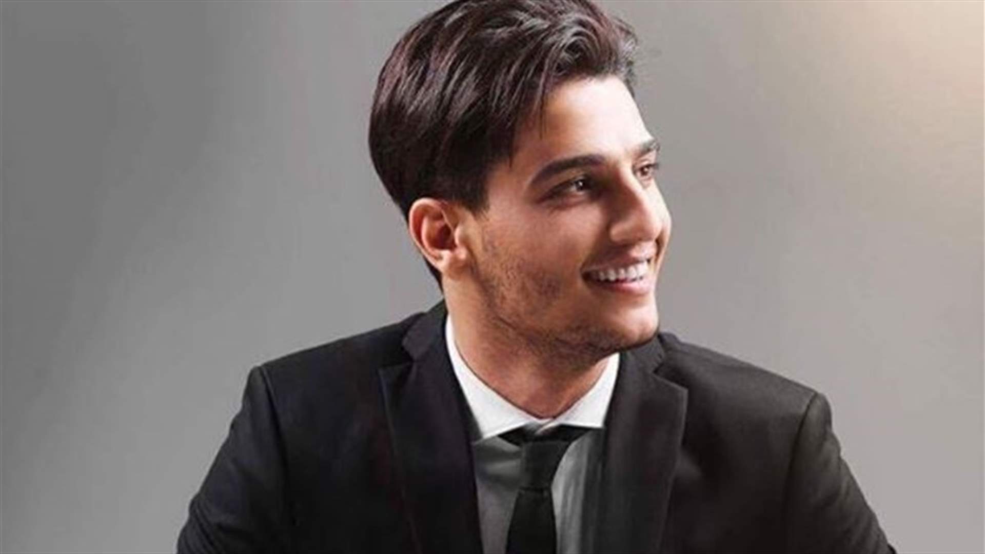 بالصورة: محبوب العرب محمد عساف يحضّر مفاجأة لمحبيه... ما هي يا ترى؟