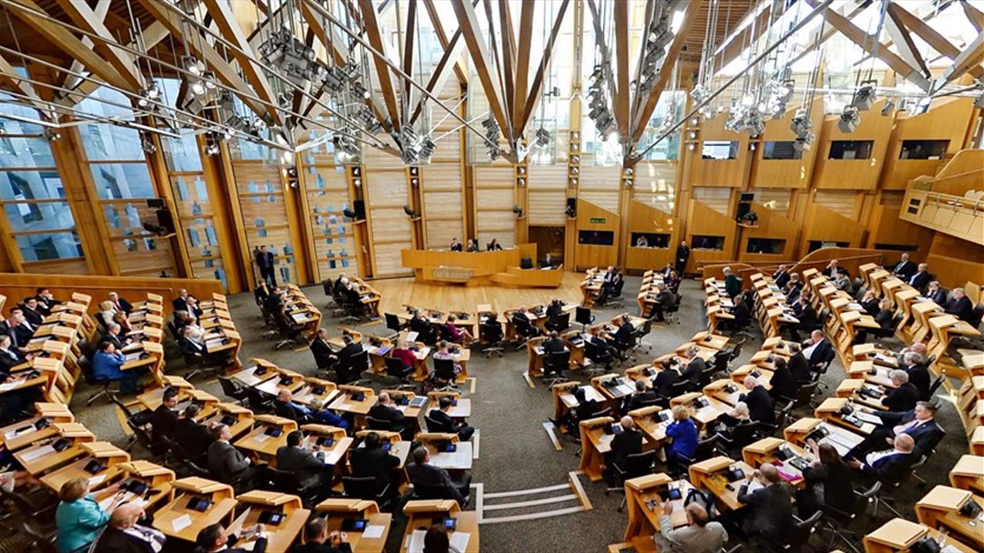 البرلمان الاسكتلندي يؤيد إجراء استفتاء جديد على الاستقلال