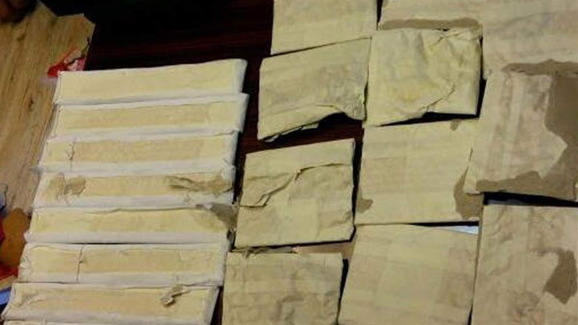 4000 حبة كبتاغون...هكذا أعدت للتهريب الى الخارج قبل المداهمة