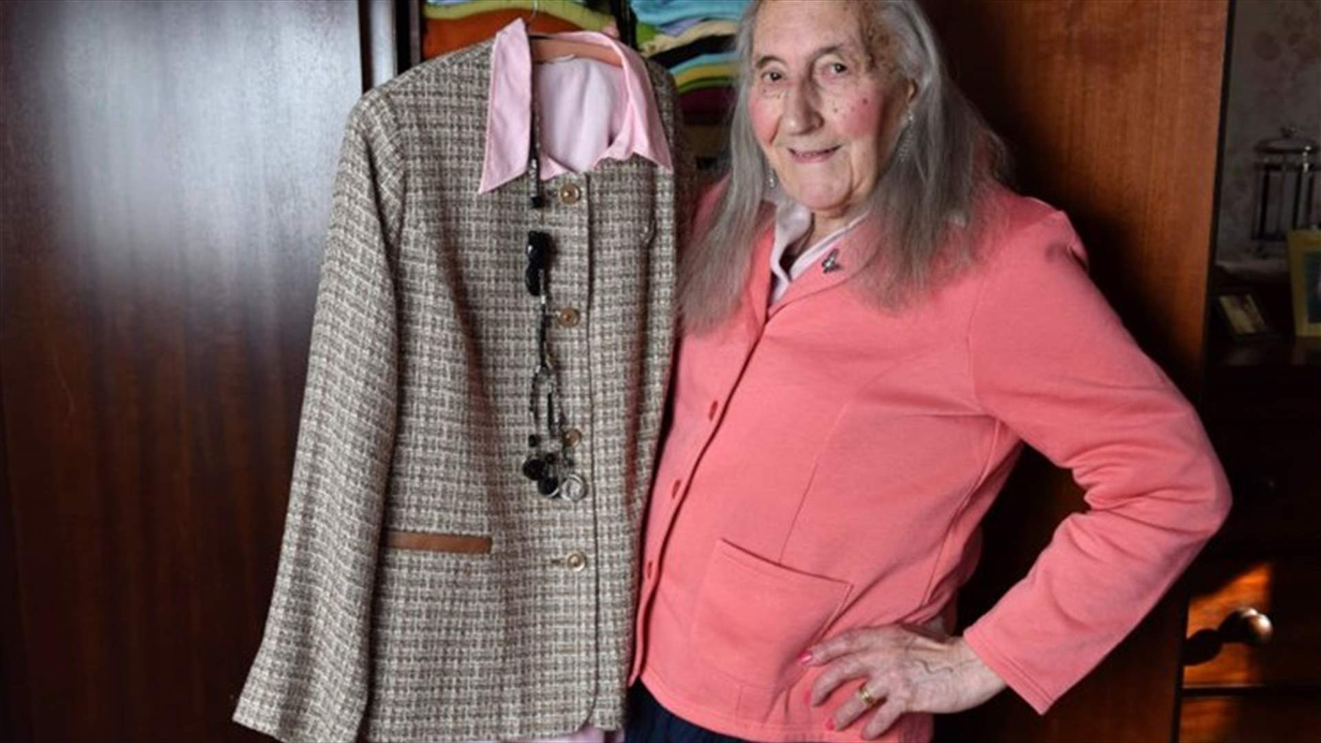 محارب شارك في الحرب العالمية الثانية يتحوّل إلى امرأة في التسعين من عمره
