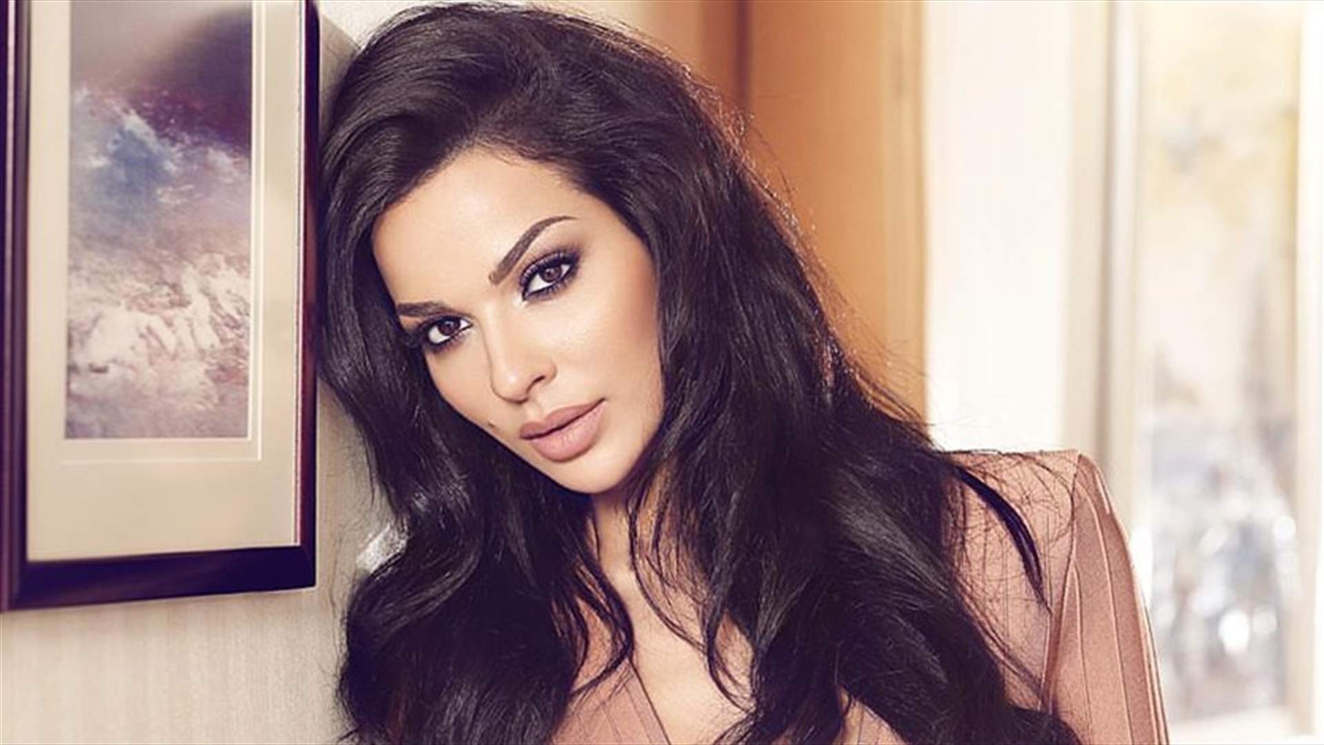 بالفيديو - نادين نسيب نجيم تحتفل بعيد ميلاد ابنتها... شاهدوا جمال "هيفن" وعفويتها!
