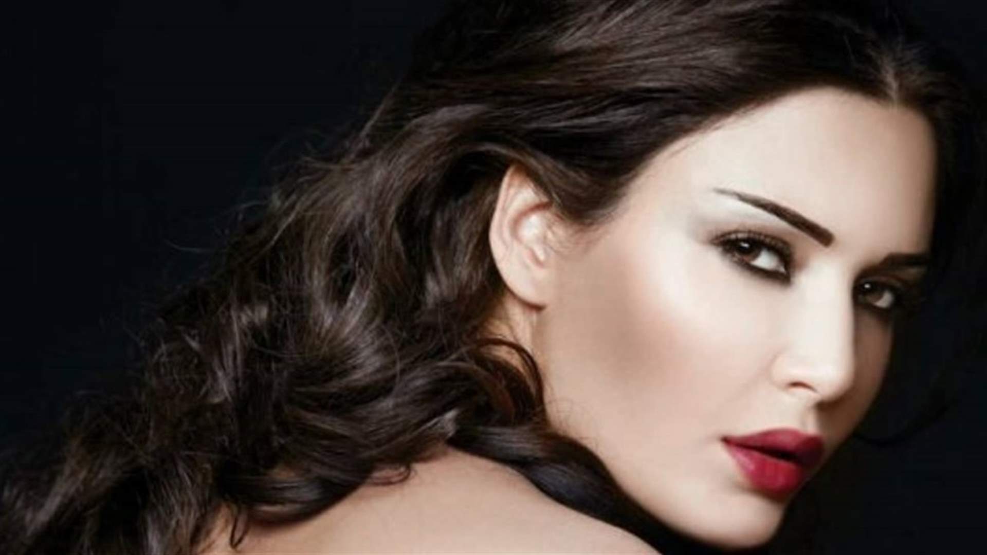 كيف ردّت سيرين عبد النور بعدما اتُّهمت بتقليد هيفاء وهبي؟