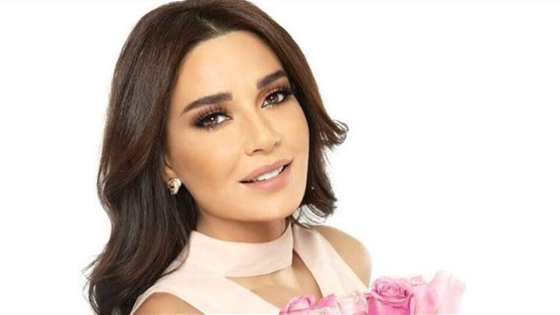 بالصورة: سيرين عبد النور مقابل شخصية كرتونية.. هل الشبه كبير بينهما؟