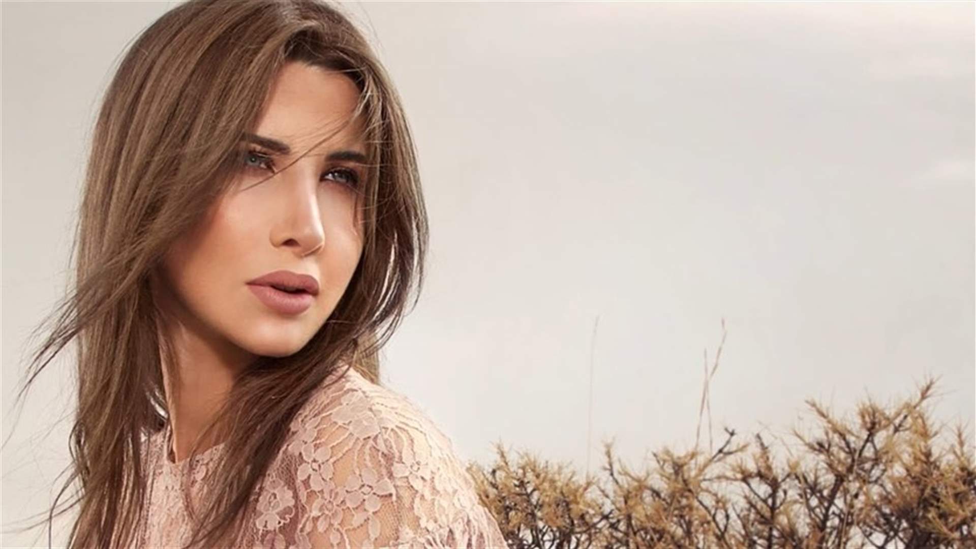 نانسي عجرم تطلق فيديو كليب &quot;حاسة بيك&quot;!