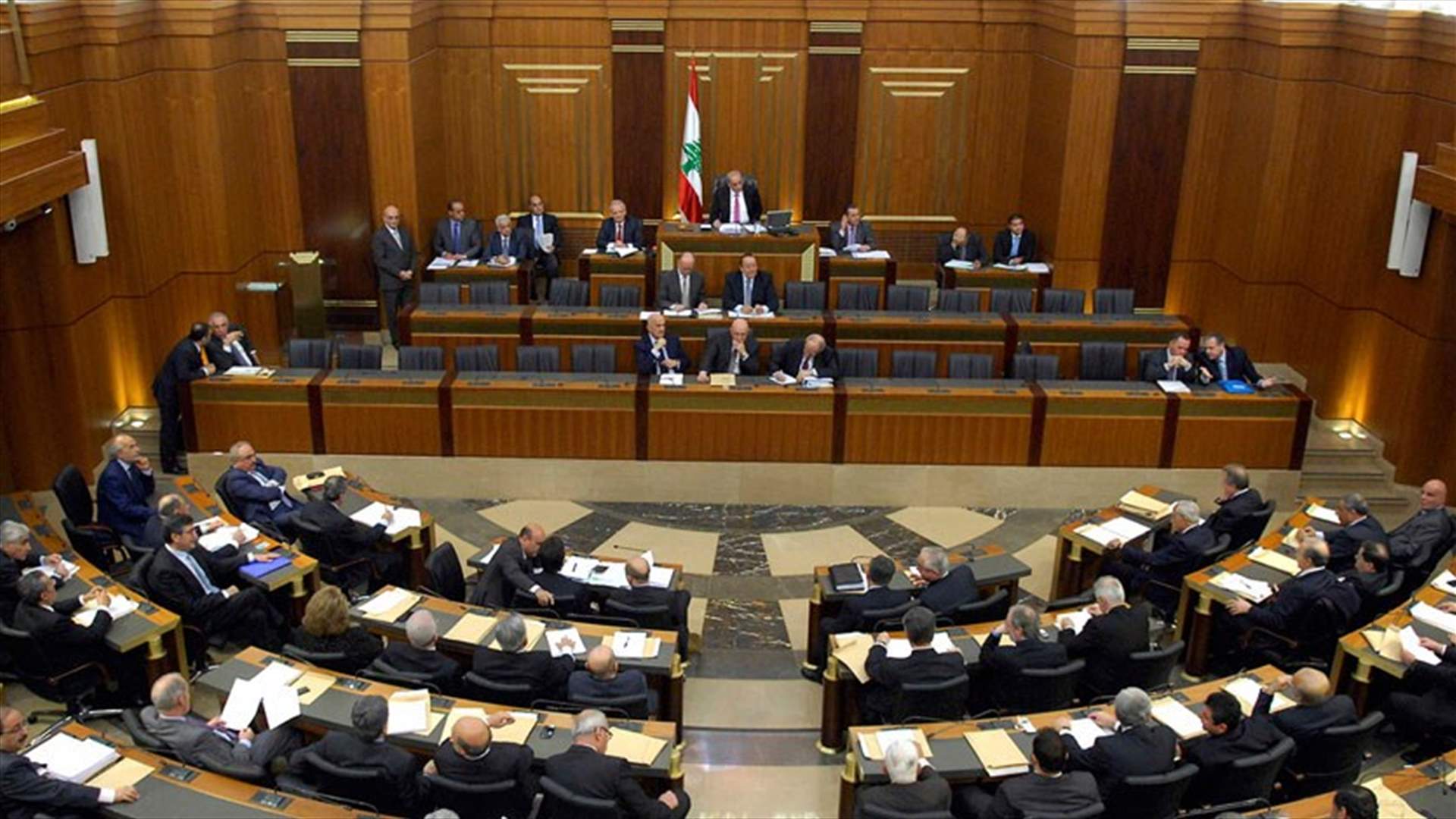 القصف الاميركي...يسرّع التمديد؟