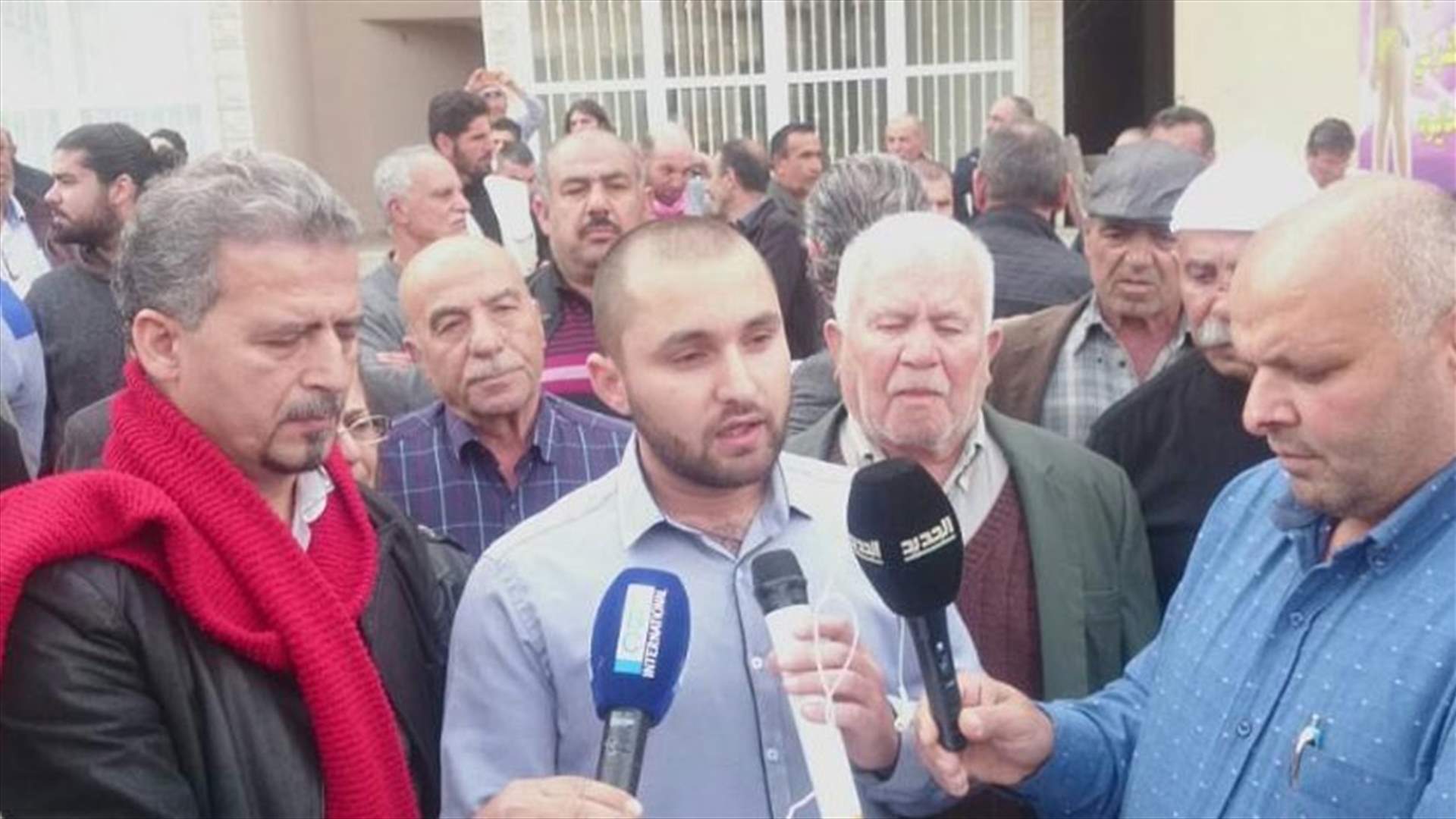 اعتصام امام مركز الشؤون العقارية في مرجعيون