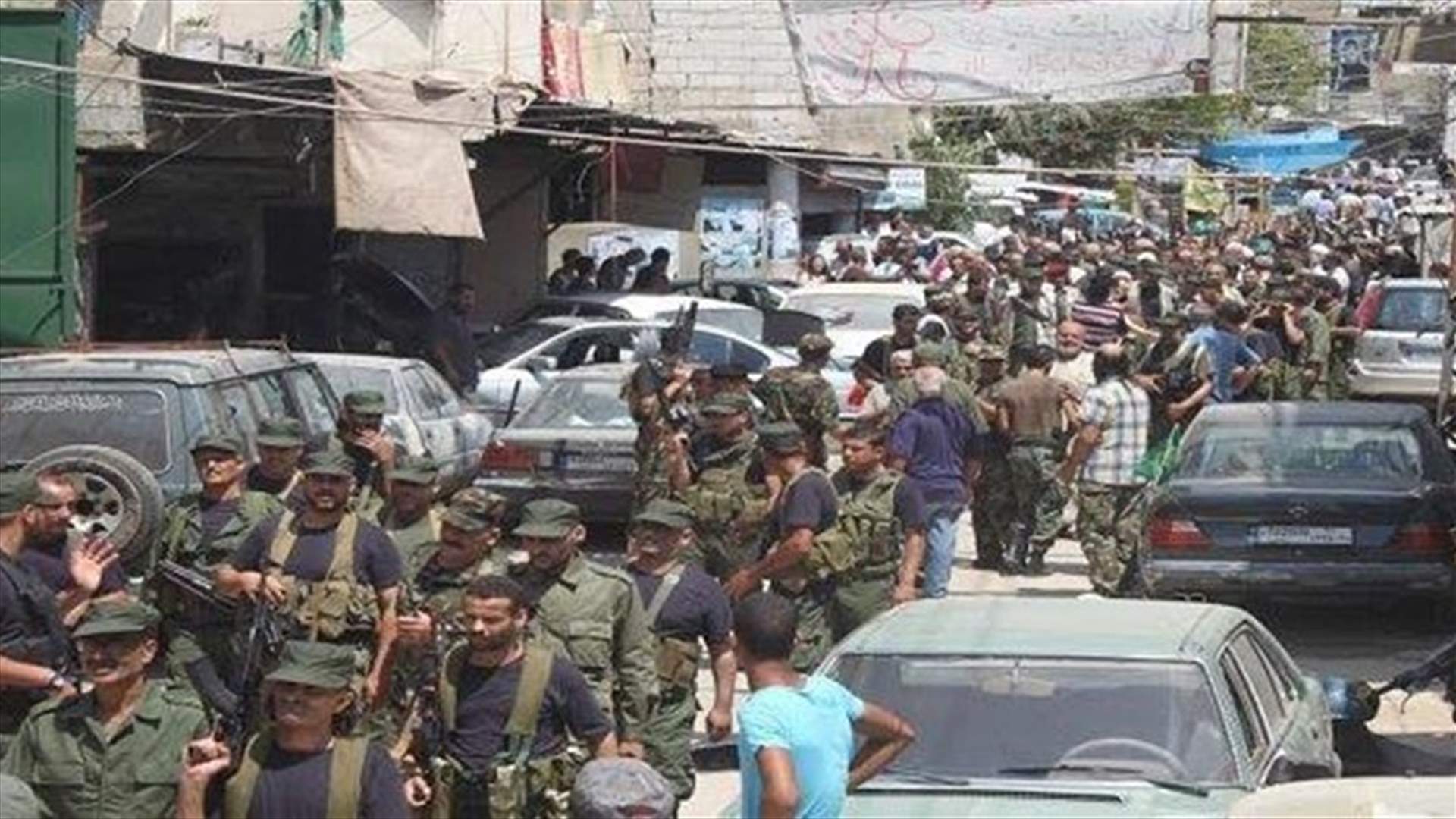 من يقاتل من في عين الحلوة؟