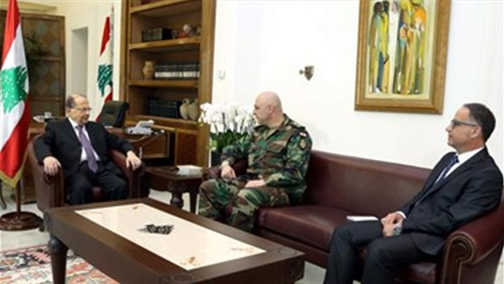 [PHOTO] President Aoun receives LAF Commander, Intelligence chief
