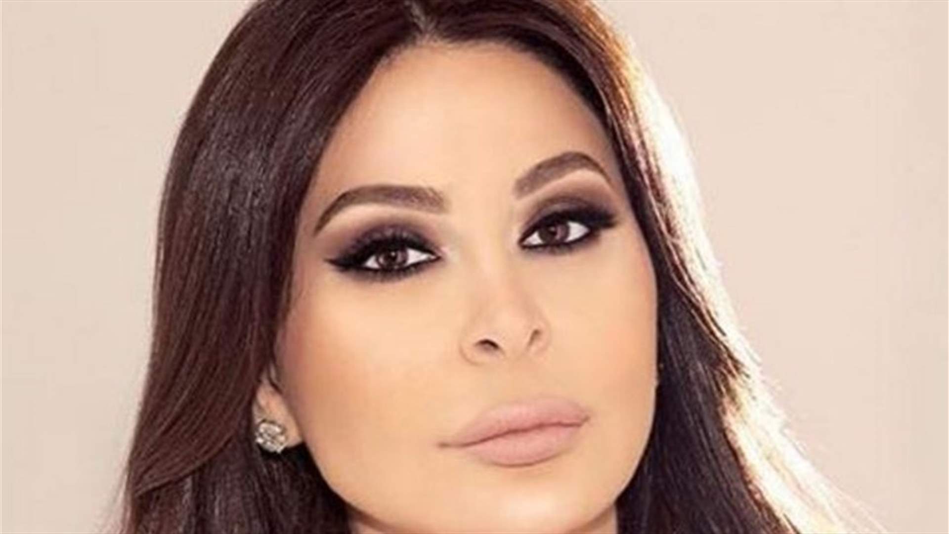 إليسا تخضّ الإنترنت بصورةٍ وتعليق مُبهم.. هذا ما قصدته