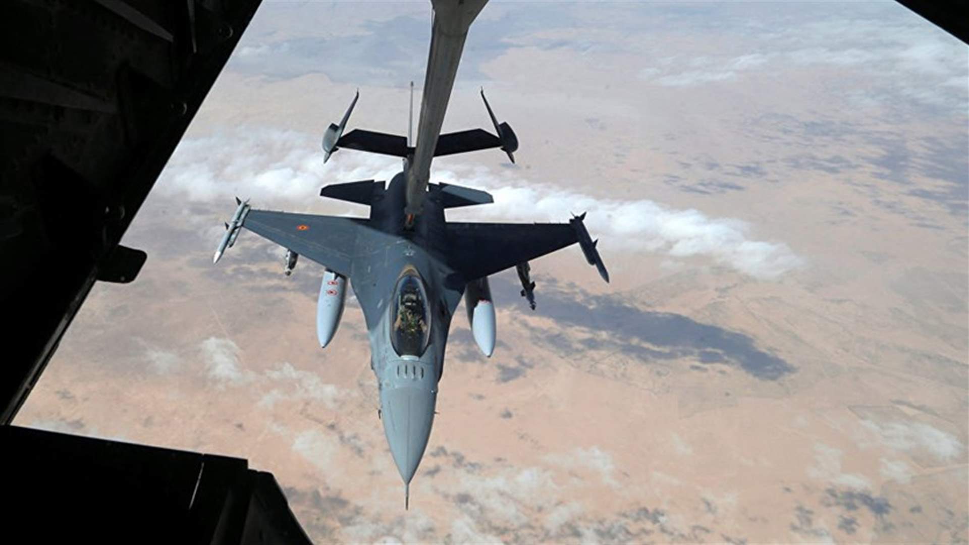 القنبلة الأميركية في أفغانستان تقتل عناصر من داعش...والاخير ينفي