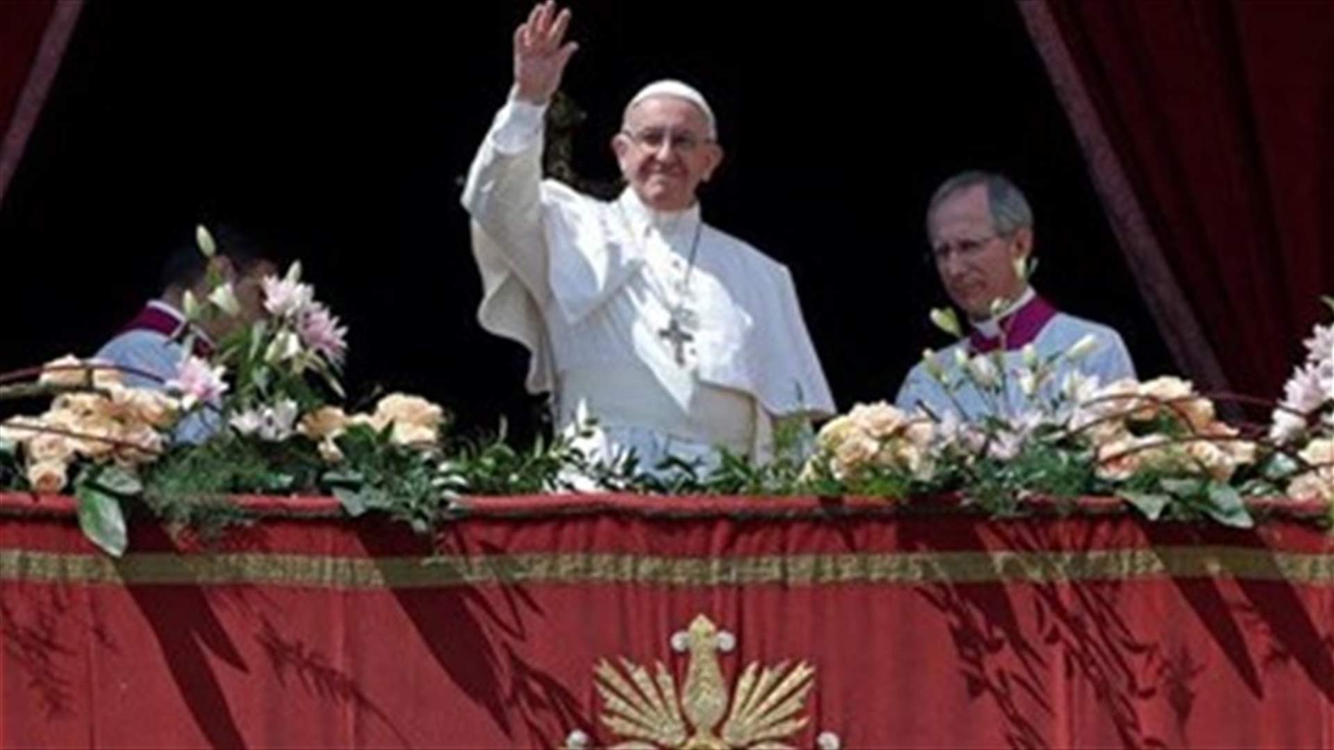 On Easter, Pope denounces "oppressive regimes" but urges restraint