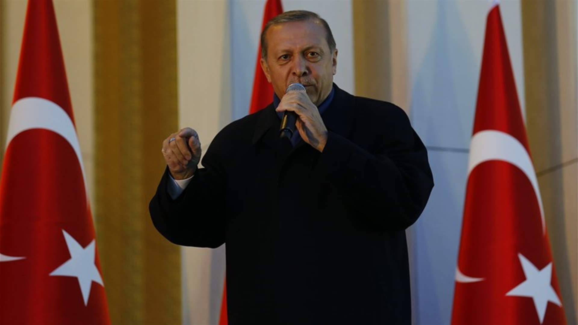 إردوغان للمراقبين الاوروبيين: "اعرفوا حدودكم"
