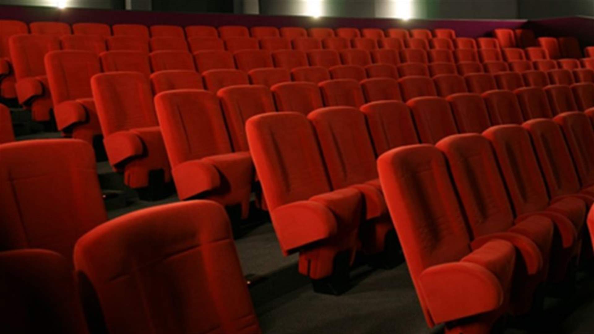 لماذا أغلب مقاعد السينما حمراء؟