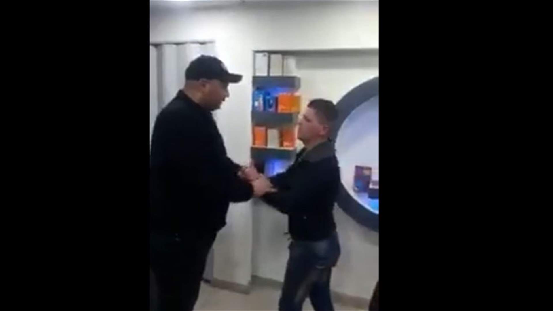 بعدما استغلا وضع "أبو عنتر" النفسي في طرابلس وضرباه...ما هو مصيرهما؟