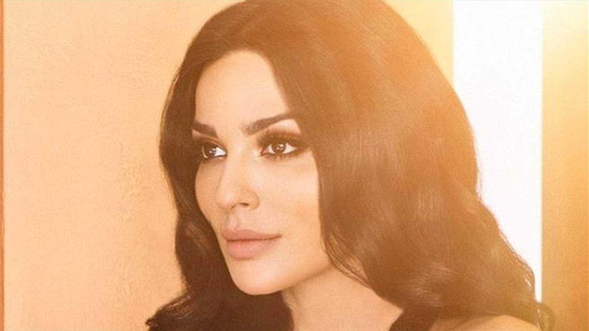 بالصورة: جميلة رغم التعب.. نادين نسيب نجيم بإطلالة طبيعية دون مساحيق التجميل