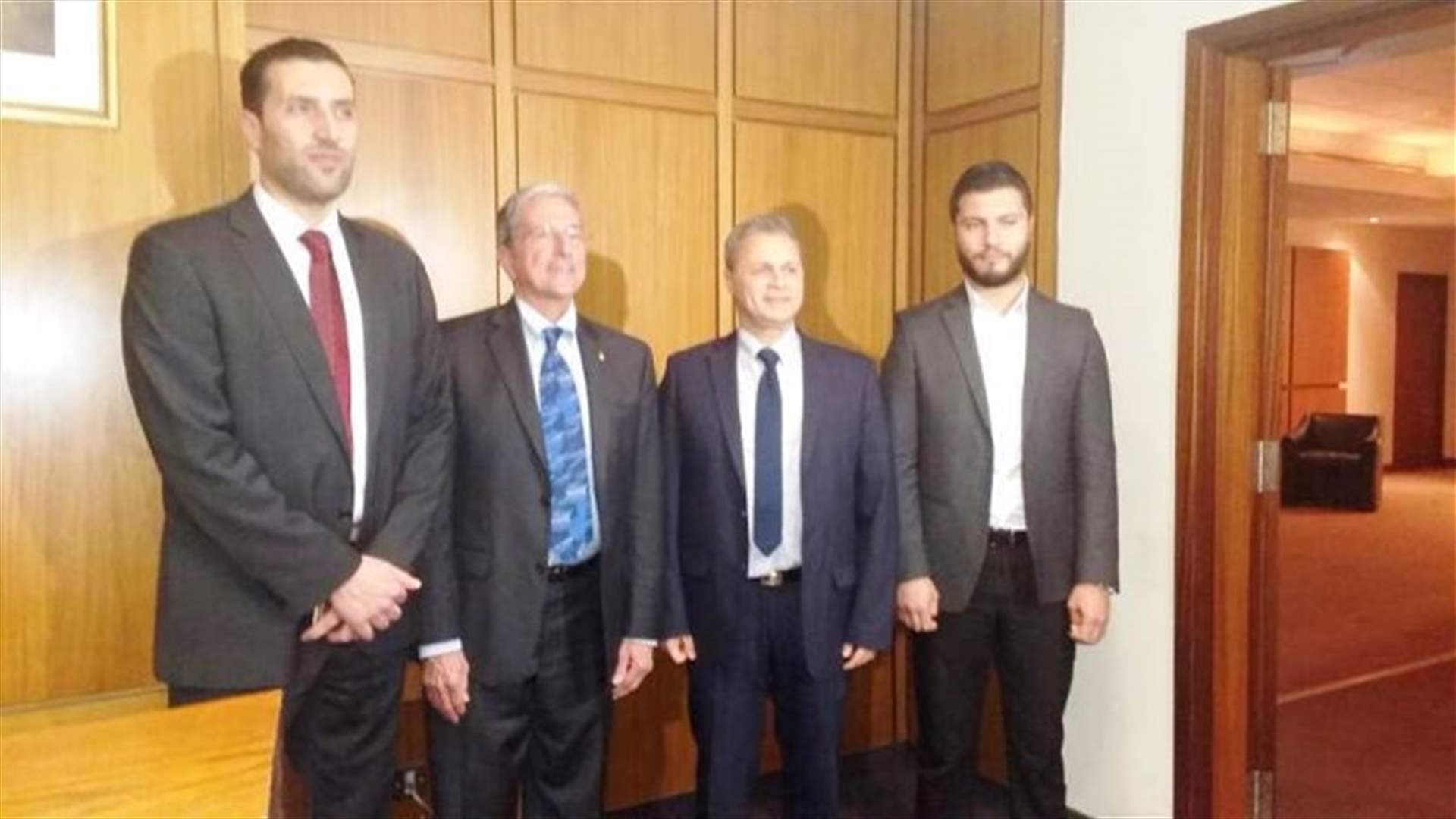 رائد فضاء أميركي من "ناسا"...يزور لبنان