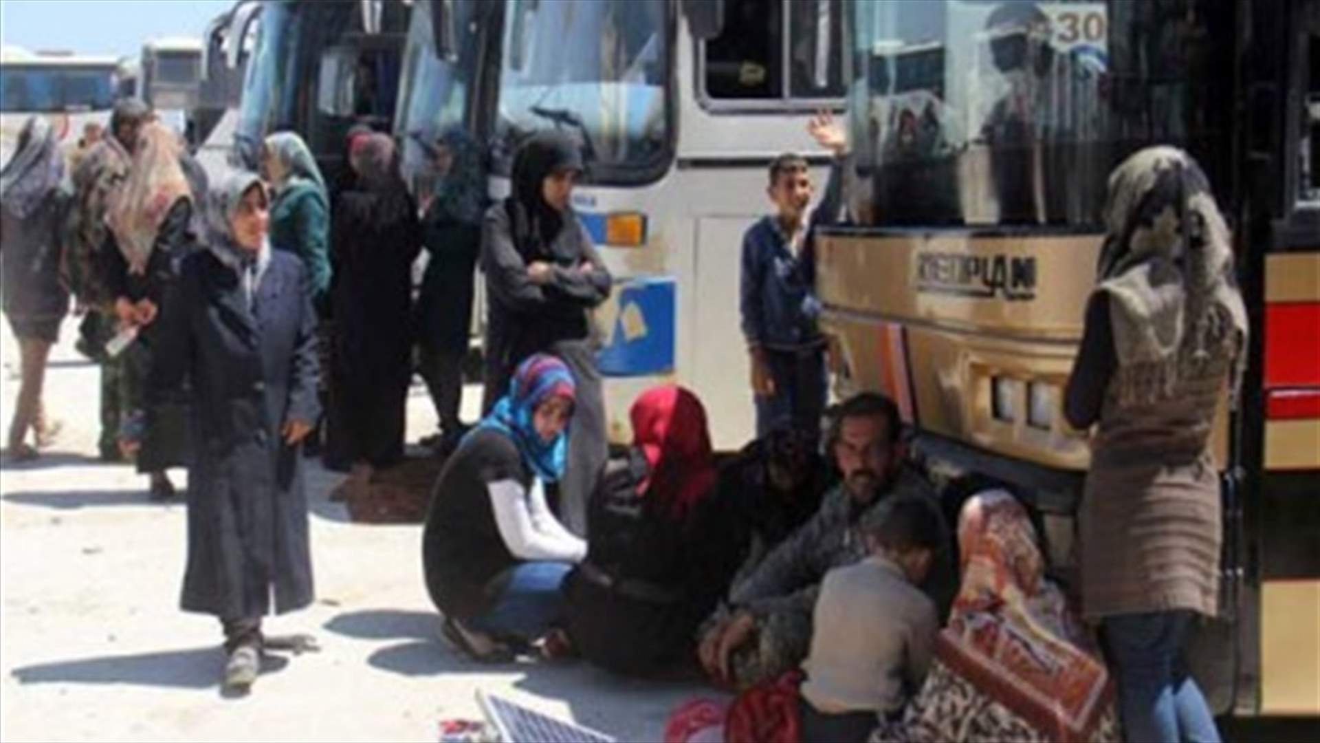 تشييع العشرات من قتلى بلدتي الفوعة وكفريا قرب دمشق