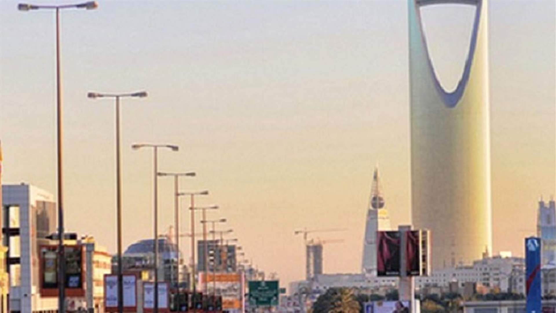 عاطلون عن العمل يدعون للتظاهر الاحد