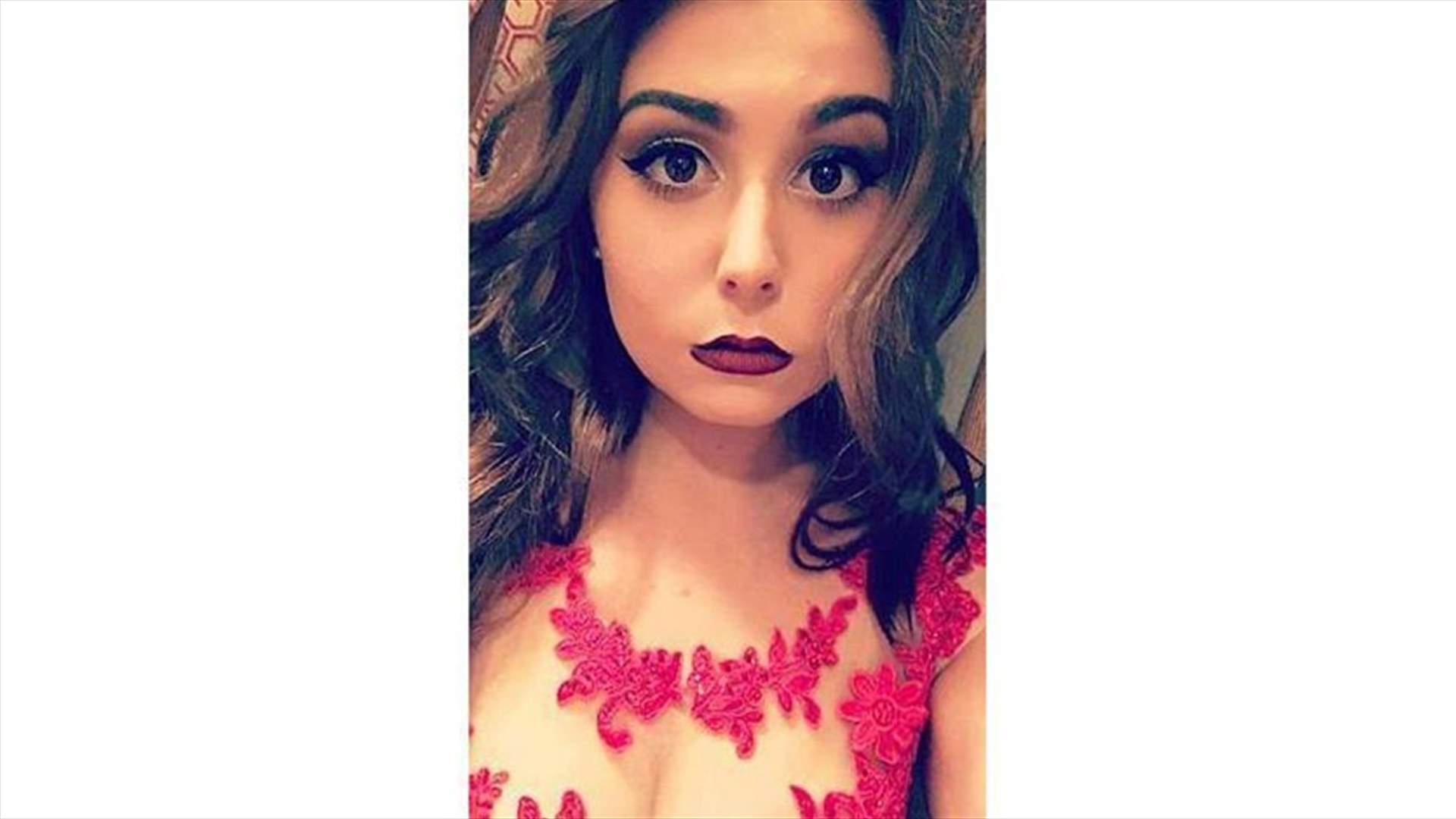 تبرأ منها والدها بعدما نشرت هذه الصورة...