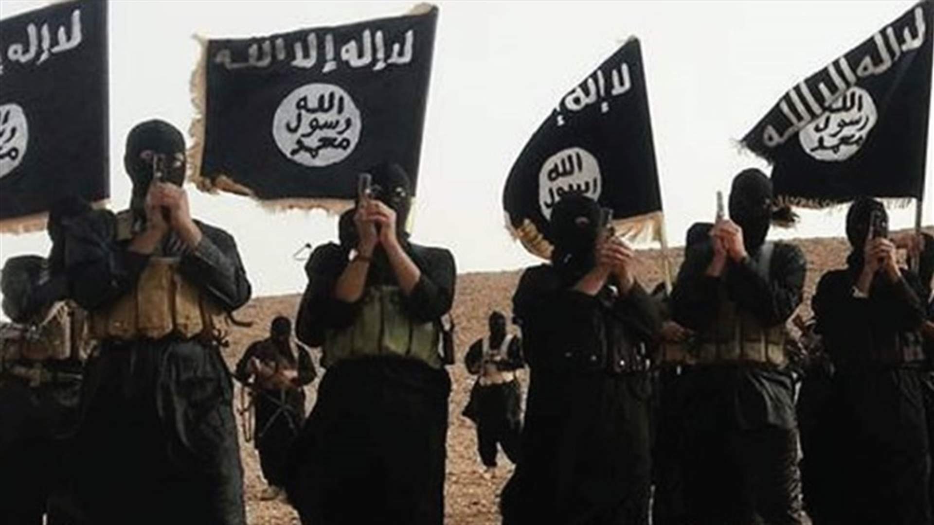 Islamic State attacks kill two at Iraqi base where US advisers stationed