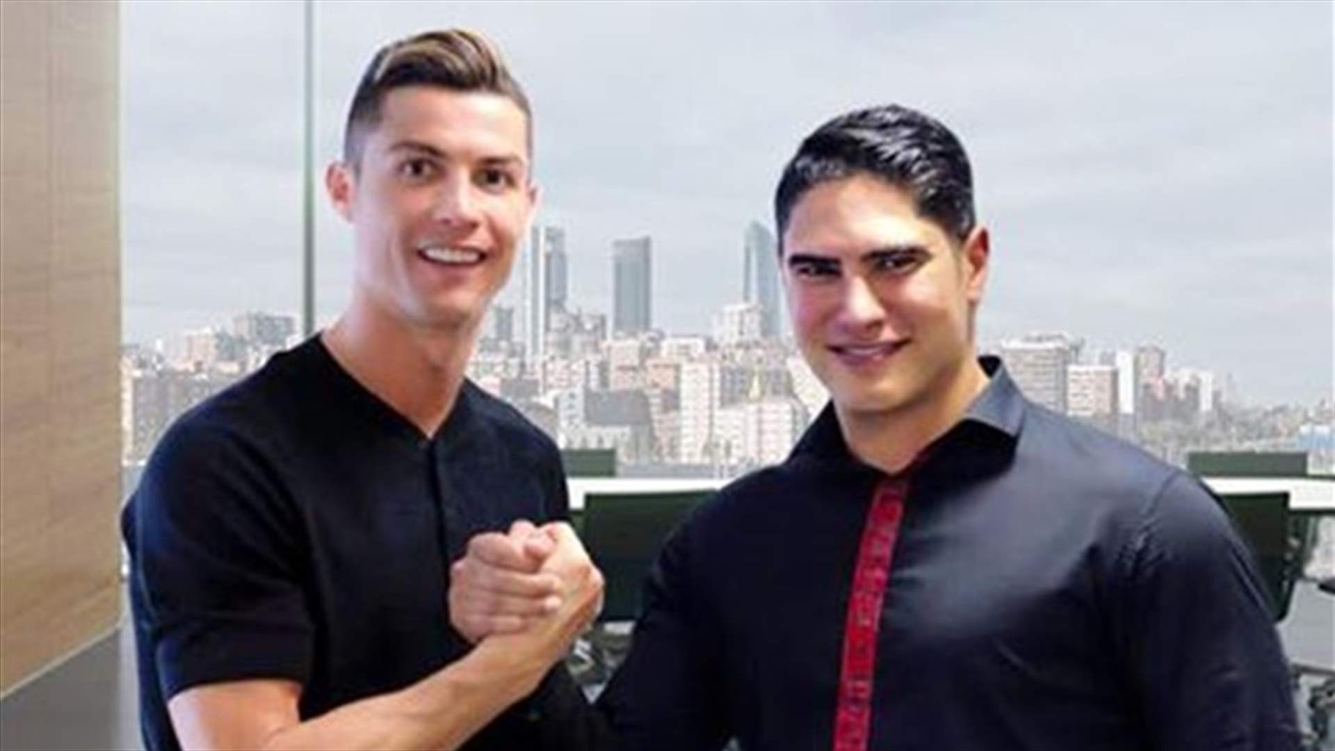 بالصورة: ما الذي جمع كريستيانو رونالدو وطليق هيفا وهبي؟