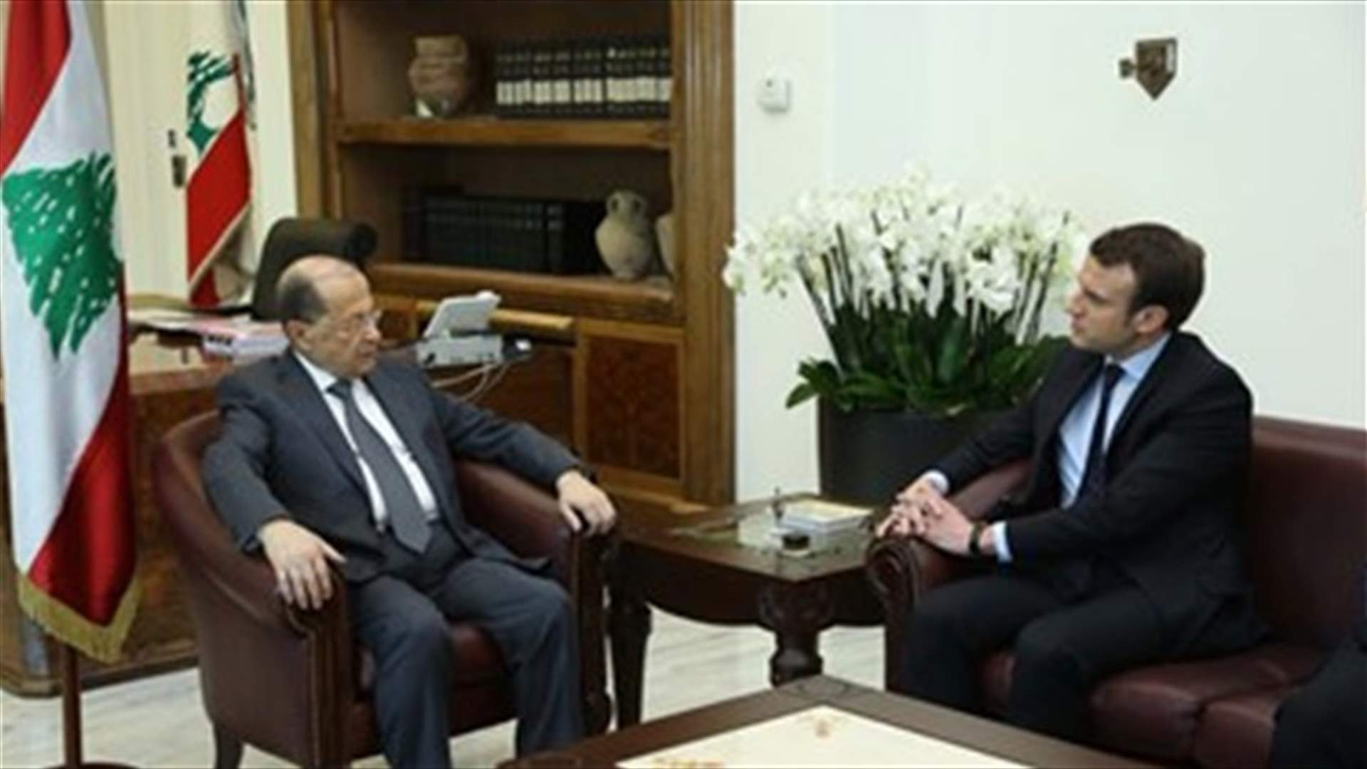 President Aoun congratulates Macron on victory