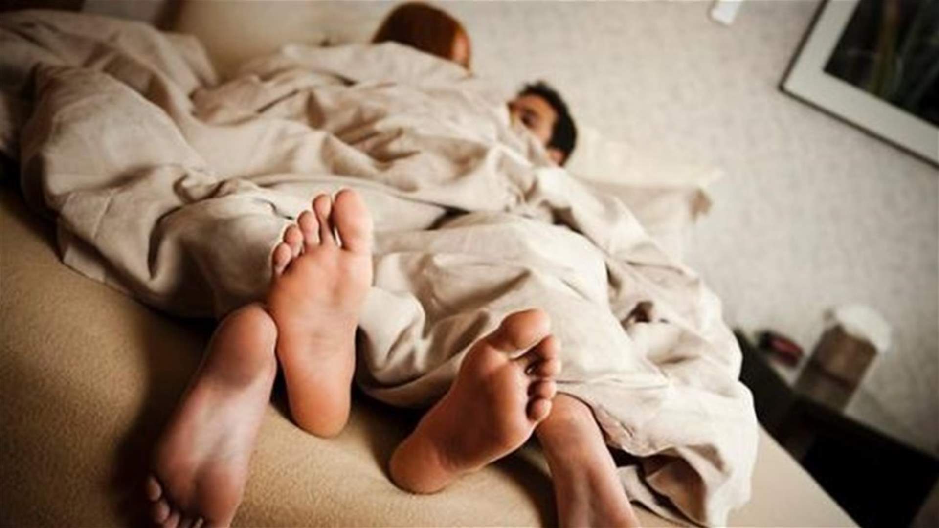 ضبطا يمارسان الجنس في "مكان غير عادي"...