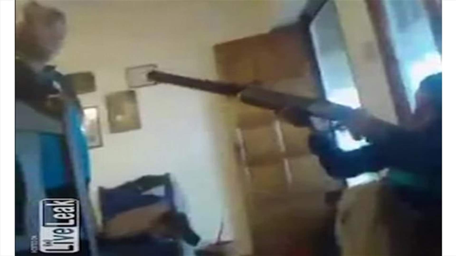 فيديو صادم: أطفال يلهون بالسلاح... وفيسبوك يُوثّق الفاجعة!