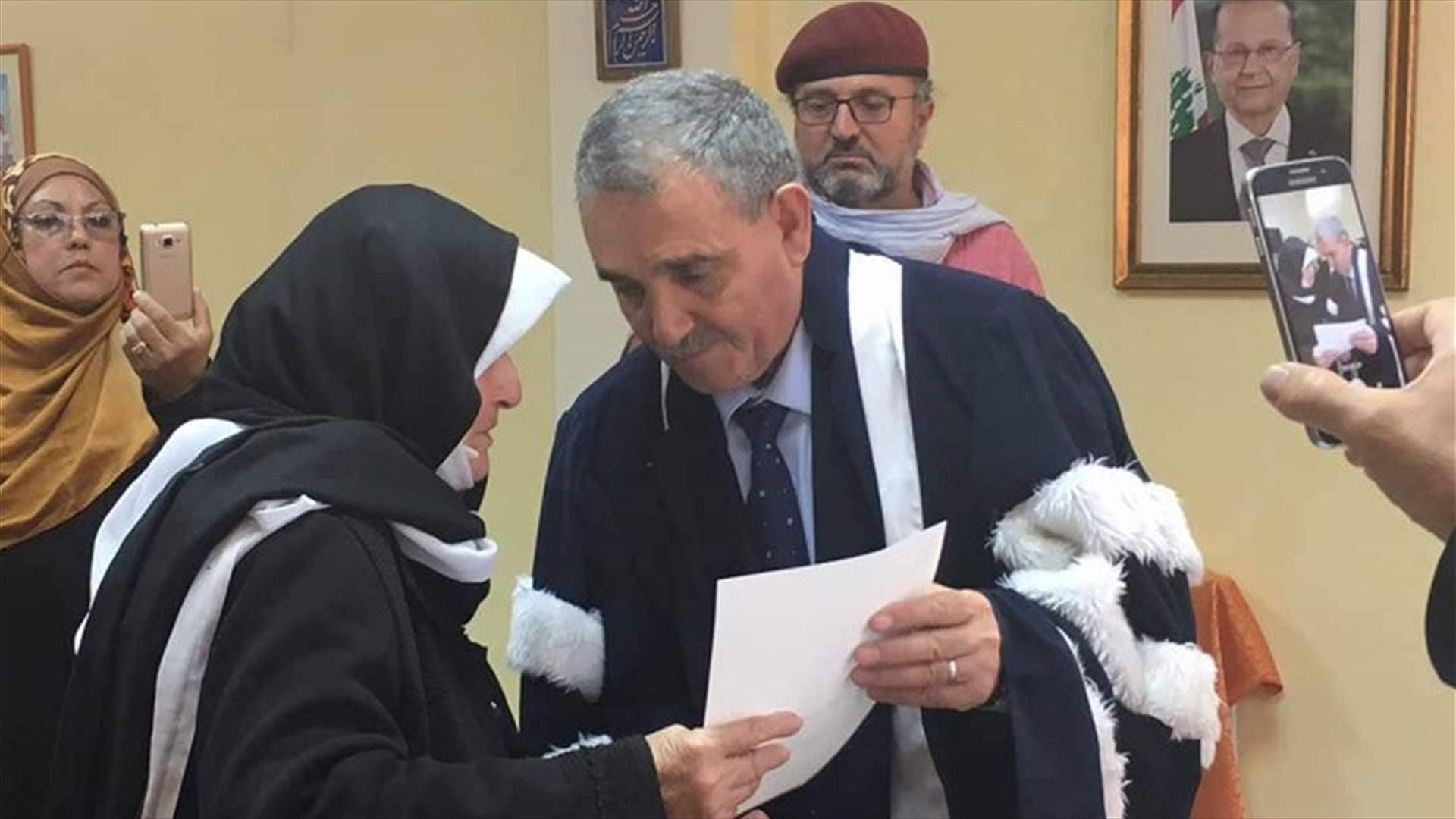 حصلا على إفادتي إنهاء اطروحة الدكتوراه بمبادرة فريدة من الجامعة اللبنانية