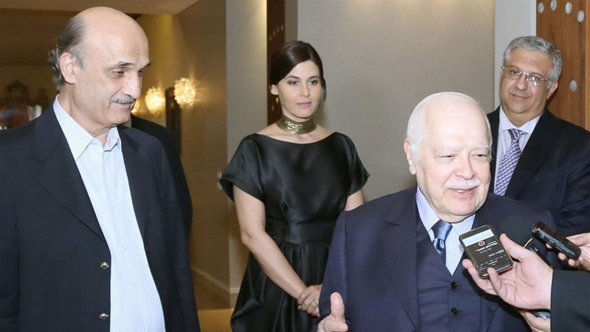 عصام فارس من معراب: زيارتي شخصية